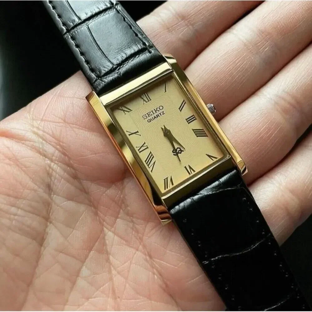 Vintage Style Seiko Quartz Mens Gold Watch & Black accents W/ Leather Strap